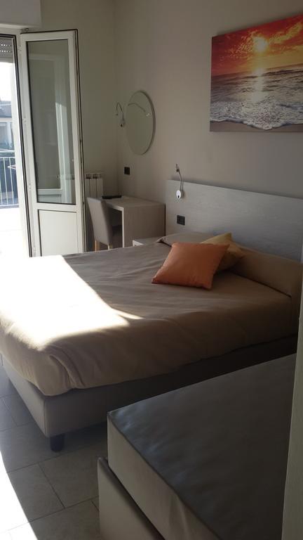 Hotel Cinzia Porto Garibaldi Esterno foto
