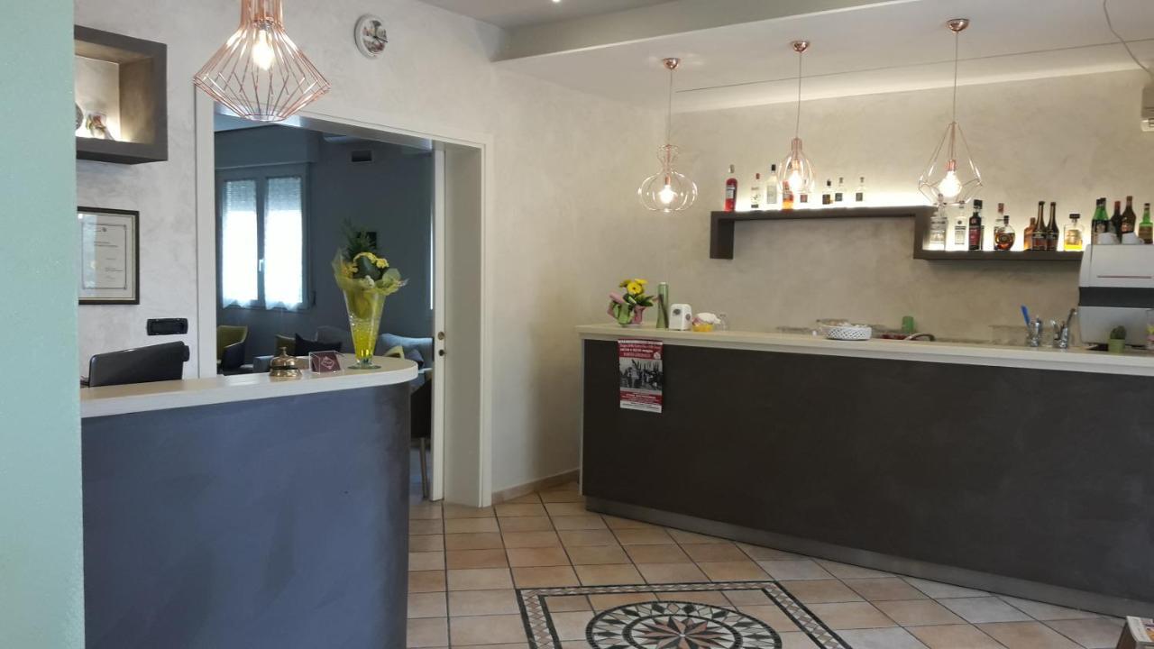 Hotel Cinzia Porto Garibaldi Esterno foto