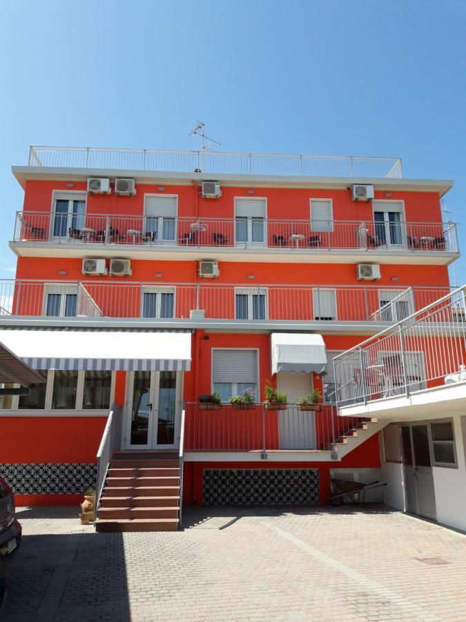 Hotel Cinzia Porto Garibaldi Esterno foto